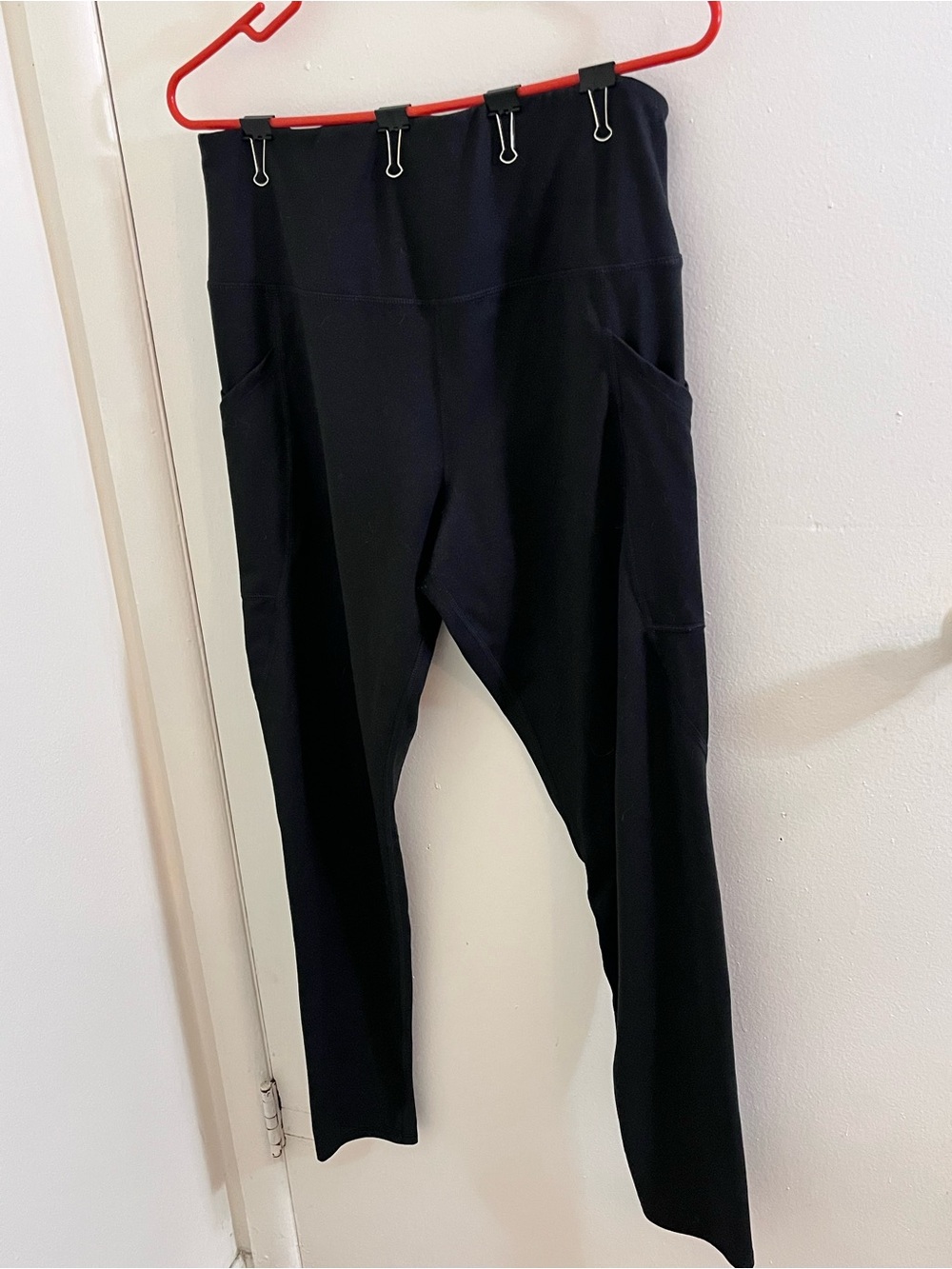 SO Junior XL Black High Waisted Leggings 2 Side Thigh Pockets
